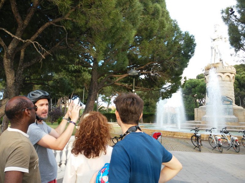 ebrobizi's tweet photo. El domingo 4 celebramos el #DiaDelParque realizando visitas guiadas en #bicicletaeléctrica con @zaragusta Inscríbete https://t.co/kS4d5v3ToB https://t.co/tH8bdNm4SP