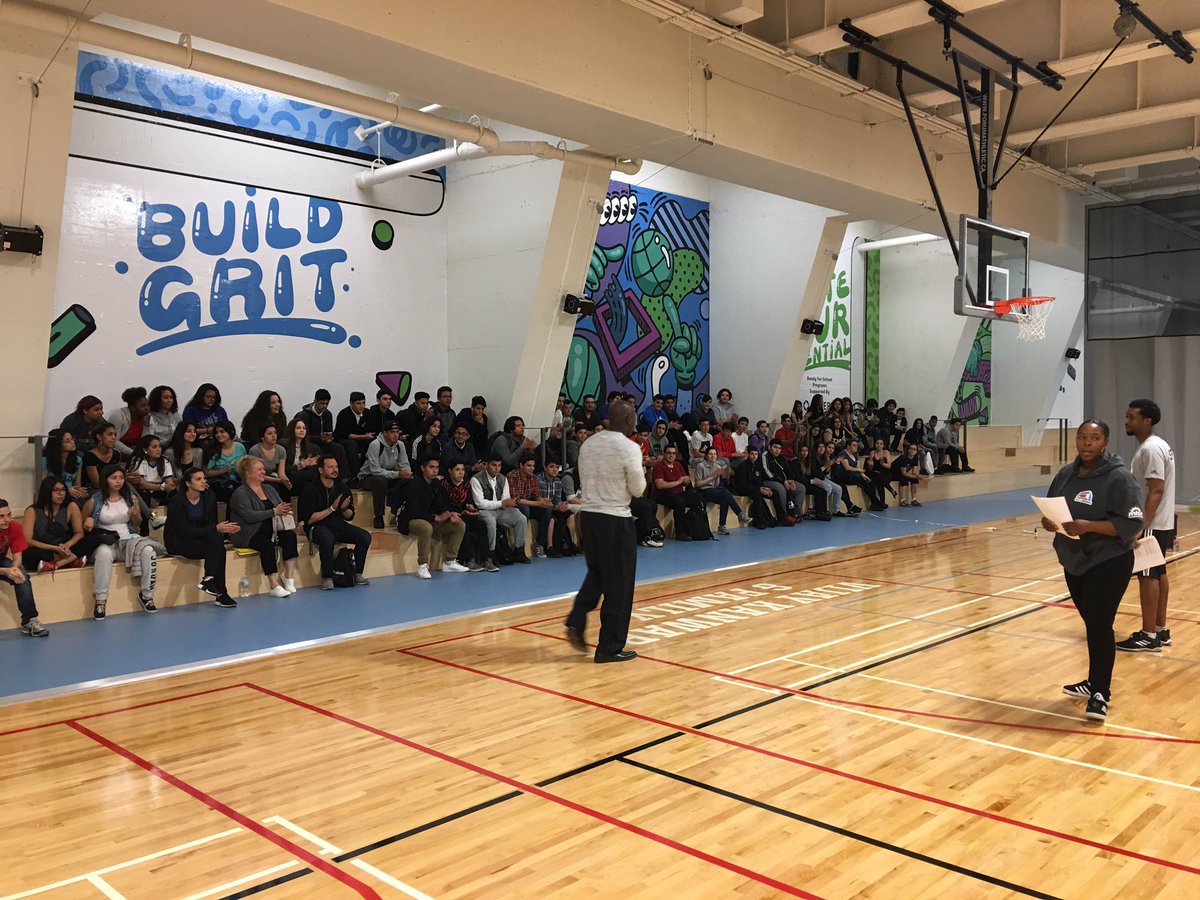 TcdsbComty's tweet photo. @TCDSB #youthempowerment day Portuguese/HispanicLatino students @MLSELaunchPad @orlandobowen "1voice1team" https://t.co/BfrTv25W3w