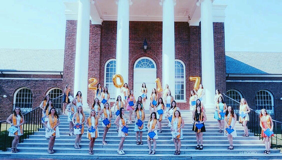 udtheta's tweet photo. We are so proud of all of our seniors who graduated over the weekend! We will miss you all so much 💙💛🖤 #UDGrad2017 https://t.co/GubXRscZRe