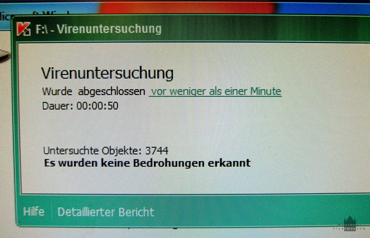 mucstadtmuseum's tweet photo. Virenüberwachung beendet... Uff, es wurden keine Bedrohungen erkannt. #offsecrets https://t.co/C0HNjFdF6E