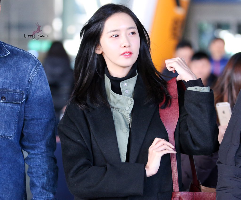 [PIC][14-01-2017]YoonA trở về Hàn Quốc vào hôm nay DBAMljuU0AAMntY