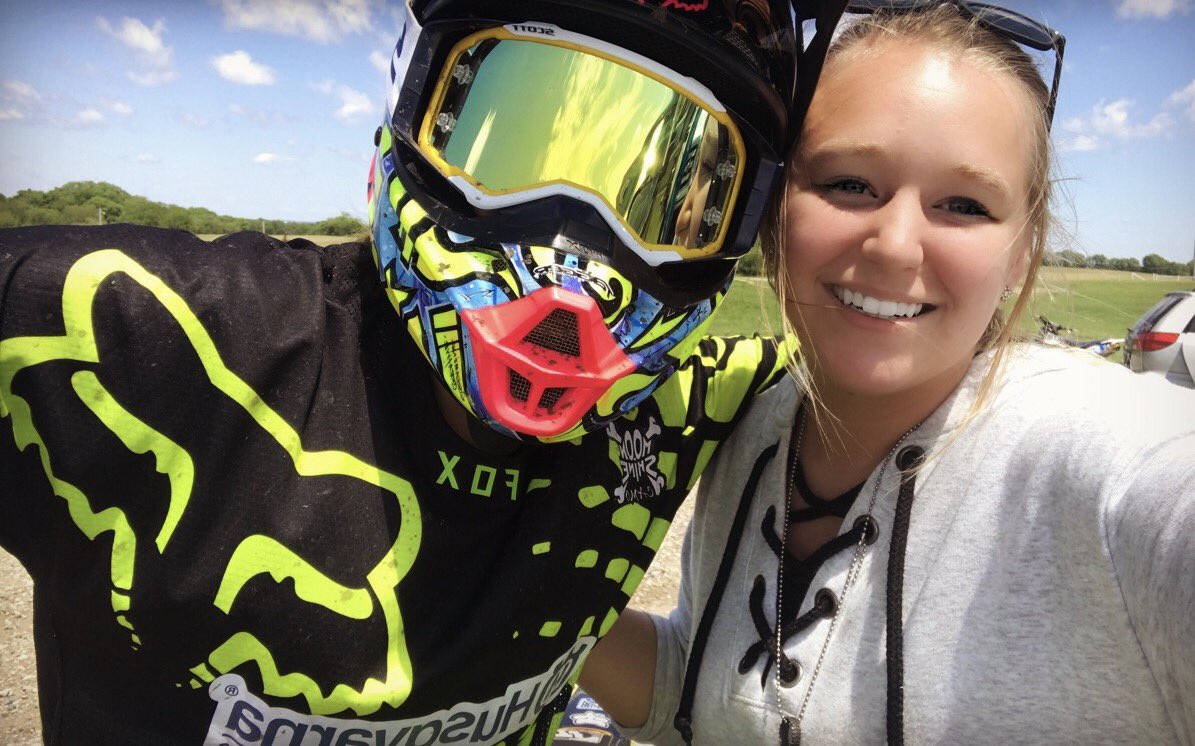 hannaharnold_23's tweet photo. I could re-live this weekend a million times over and it still wouldn't be enough! #afmxschool https://t.co/dytuMpfX0l