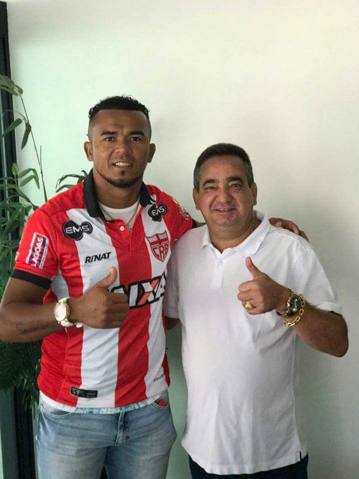 <a href="/CRBoficial/">CRB</a> [OFICIAL] Zé Carlos está de volta ao <a href="/CRBoficial/">CRB</a> para a sequência da <a href="/siga_serieB/">Brasileiro Série B</a>.