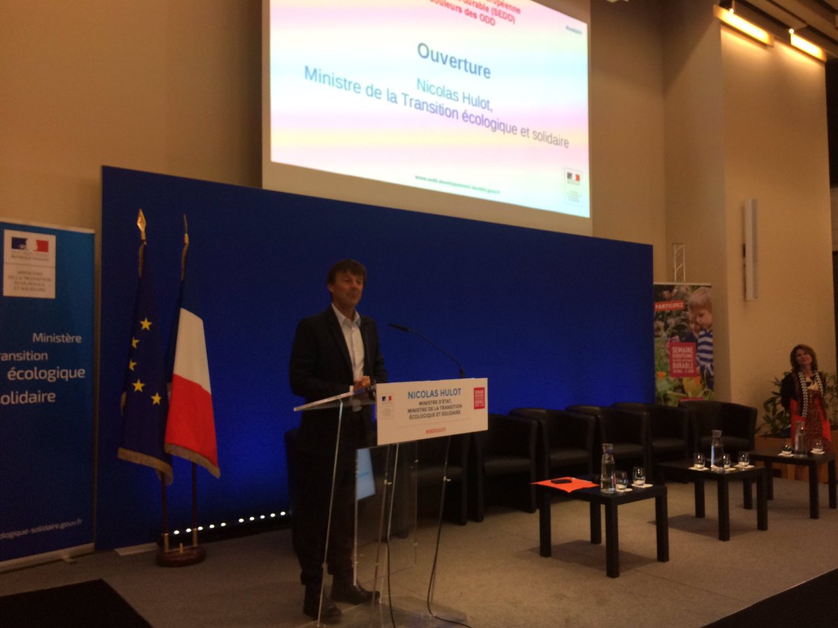 Ecologie_Gouv's tweet photo. 📸 Lancement de la semaine européenne du développement durable 2017 par @N_Hulot  
#ODD #SEDD2017 https://t.co/jyai04xQaG