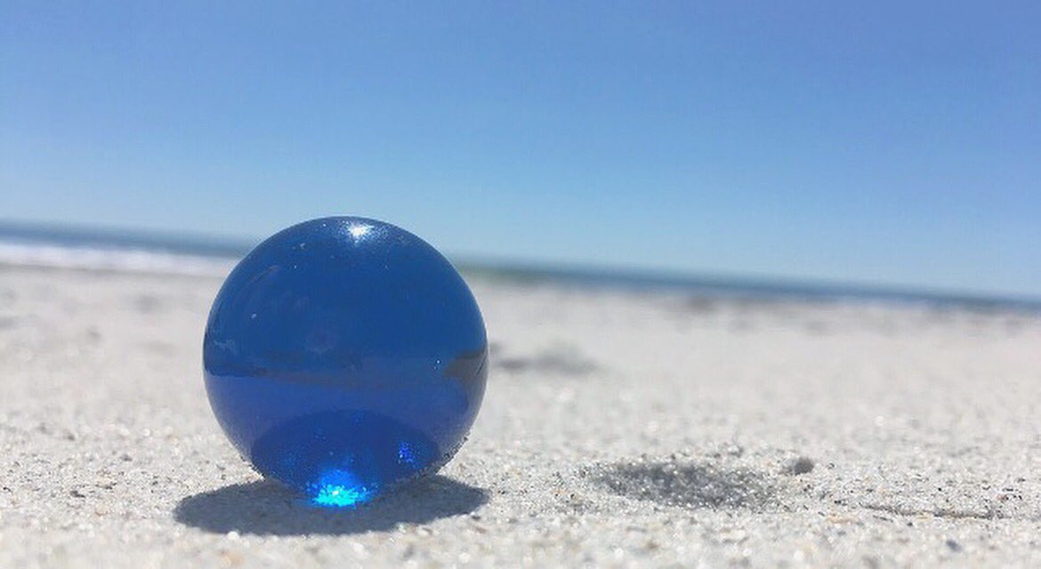 sustainablesam_'s tweet photo. Join me and be a part of #100daysofblue by getting near, in, on or under your favorite water and share your #BlueMindLife story💧🔵 https://t.co/ZNsSypOnaW