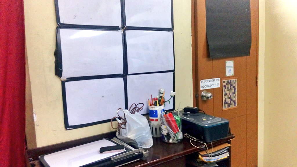loujiedelica's tweet photo. Cleaned the CTHMSC room today. 💯 #TeamProductive @dendendeeenn @jlouistorres_ @gnnslnts @JuanderPich @ImChristianBai 💙💚 https://t.co/hrB4siySZk