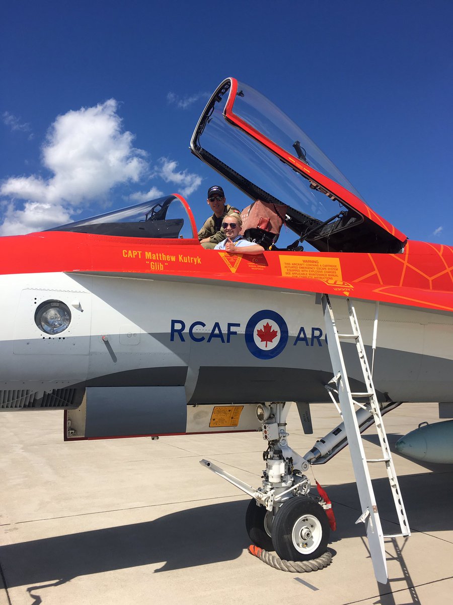 CF-18 Demo Team tweet media