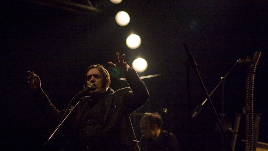 On regarde le live de Einstürzende Neubauten capté par nos soins ce week-end à <a href="/VilletteSonique/">Villette Sonique</a>

le-drone.com/regarder/grind…