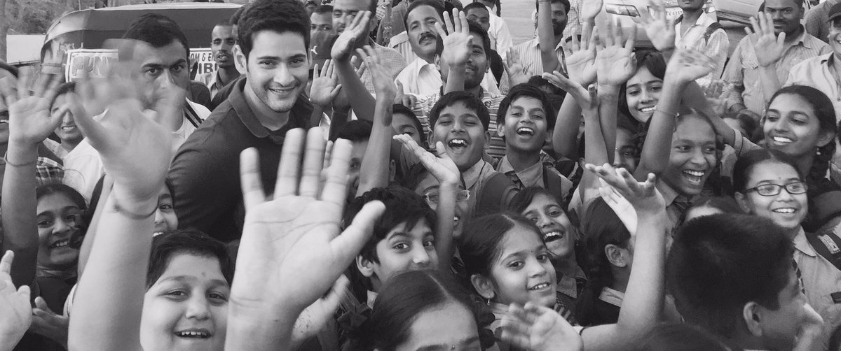 sandeepchinna's tweet image. Babu land aithe opposition ki bande #MakeWayForSPYDerTeaser
#SpyderTeaserOnMay31st