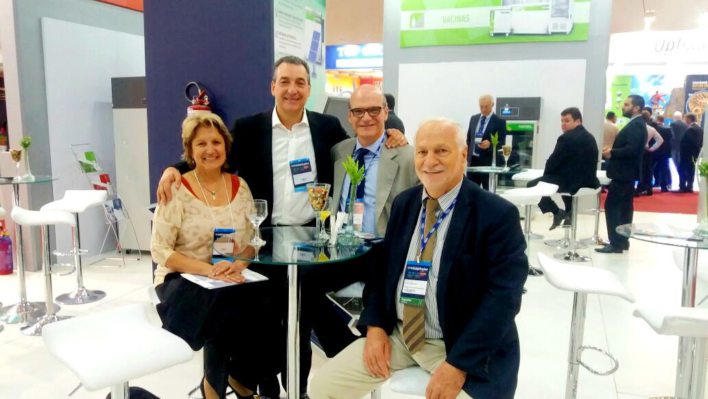 BiosistemasUy's tweet photo. Biosistemas dijo presente en #Hospitalar2017 https://t.co/uqKZ60S7oE https://t.co/SM9t2h8SPh