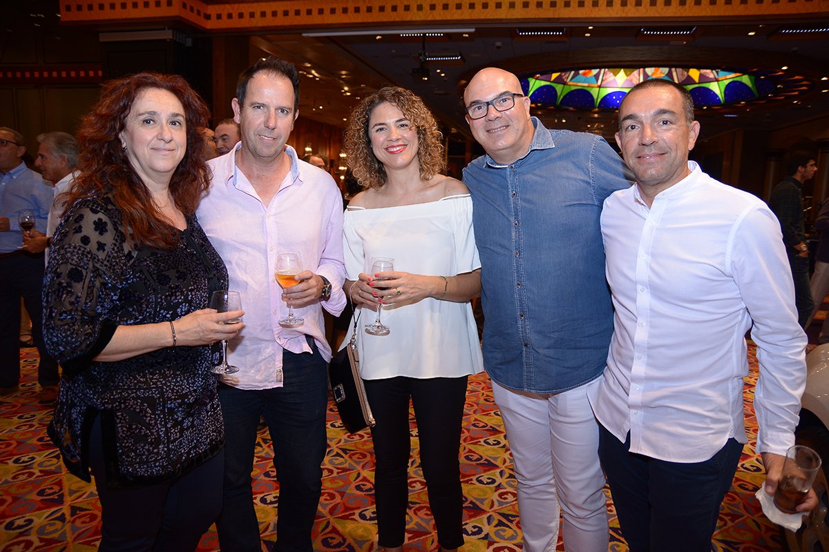 CTorrequebrada's tweet photo. Entrega de Premios del 10º TORNEO DE GOLF @CTorrequebrada @Golftorrequebra
Todas las fotos en nuestro Facebook ▶ https://t.co/ATabsdpVdD https://t.co/Wci2CETiBG