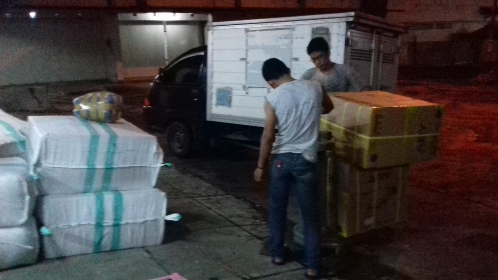 kainboneka's tweet photo. Pengiriman kita sesuaika berdasarkan berat, wilayah, ongkir kita pilihkan yg termurah.. rasfur, velboa, snail, nylex https://t.co/umTEllBJMc
