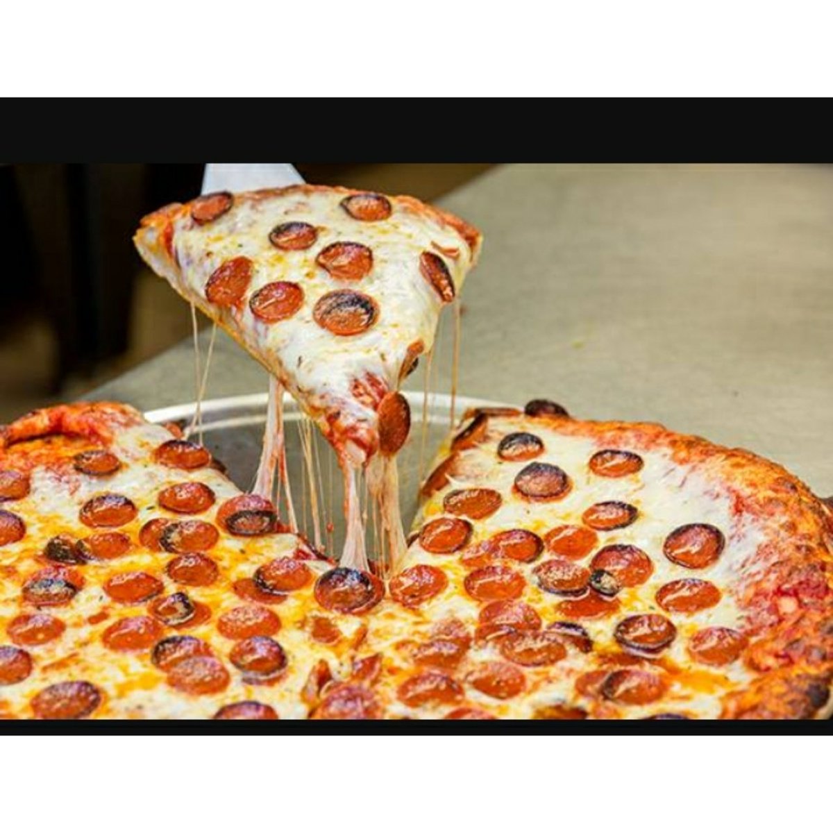 braxtonnee's tweet image. "What are your favorite things in life??"
Me: