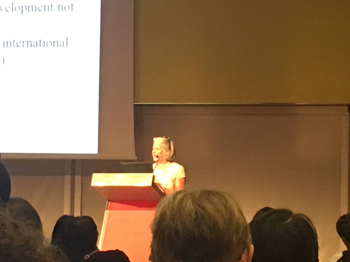 F0Neill's tweet photo. @dollyblue3 talking global leadership    #nihralp #icn2017 https://t.co/qwFdRR5J6l