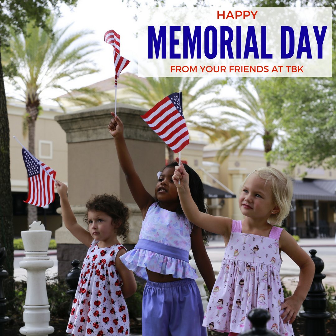 TreasureBoxKids's tweet photo. From #TreasureBoxKids to your #family #HappyMemorialDay https://t.co/hUG00f9kZz