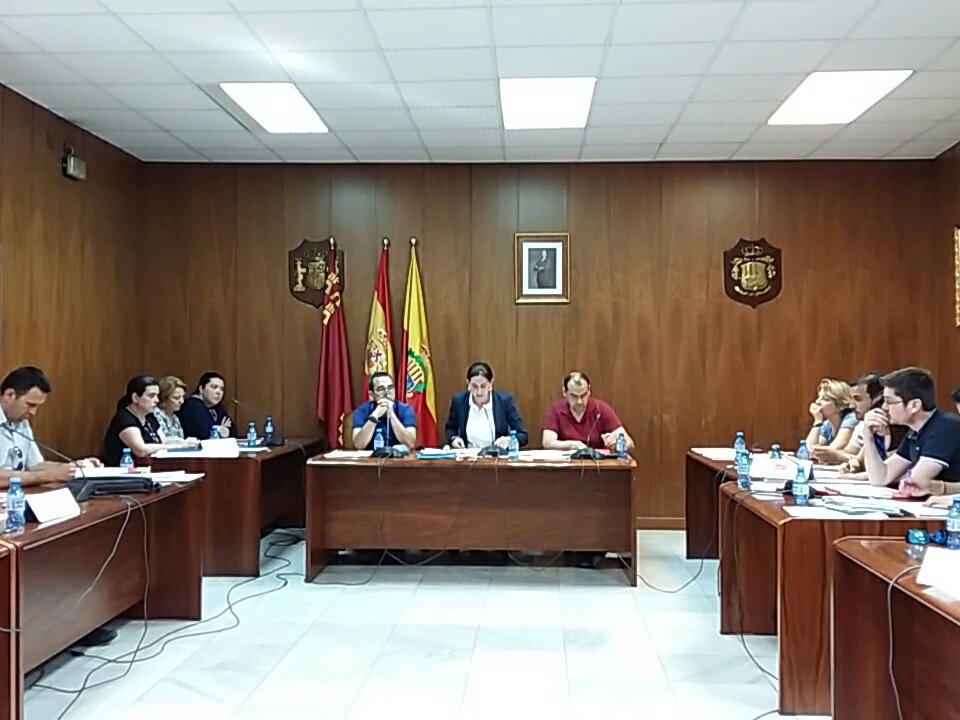AytoArchena's tweet photo. Alcaldesa #Archena dice que el presupuesto del 2016 se ejecutó en + del 90% y sigue apostando por el proyecto #ArchenaSmart #ArchenaFunciona https://t.co/9JcdlVvI4F