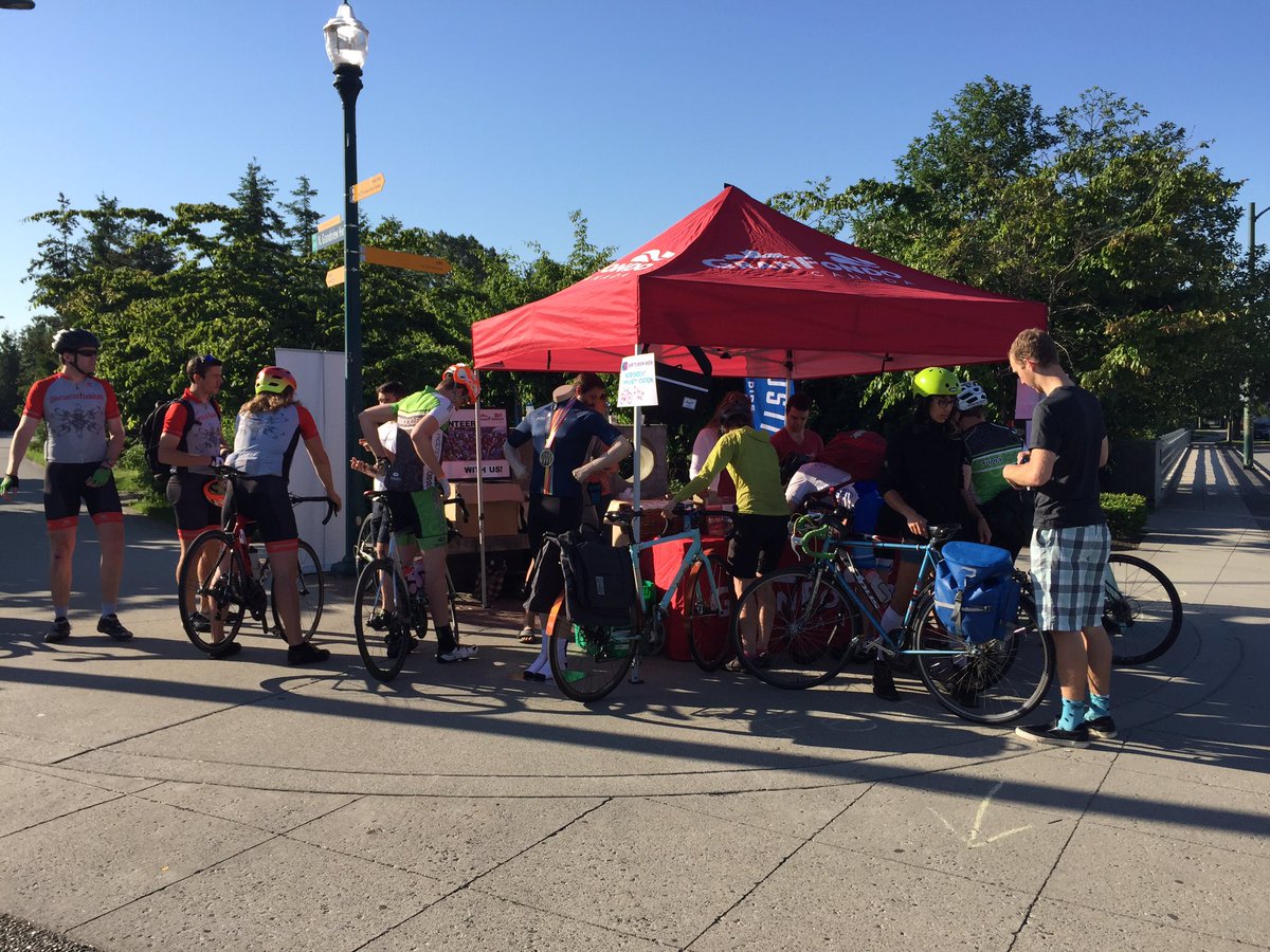 rbcgranfondo's tweet photo. The crowds are still coming. Day 1 of #btwwbc. Did you get on your bike this morning? #vancouver #cycling #biketoworkweek https://t.co/TMtKQKcoFD