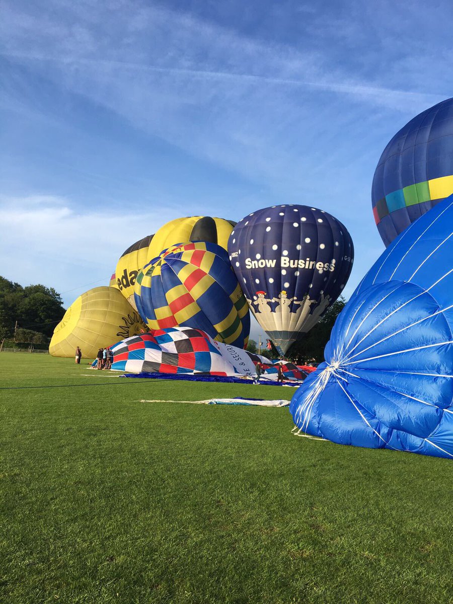 Ballooningmedia tweet media