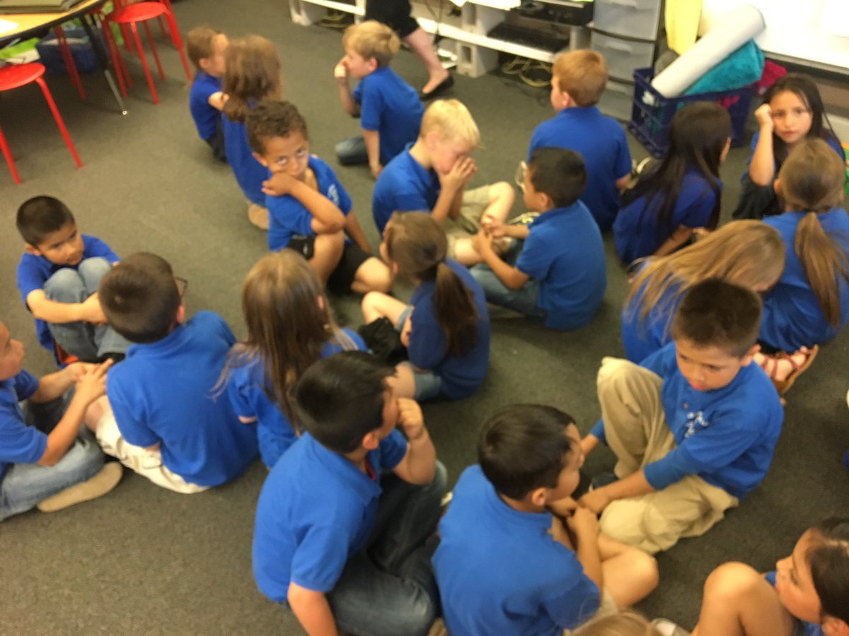 kelsteravery's tweet photo. Being a Writer w/Mrs. Walker's 1st grade at Lemmon Valley Elementary @CollabClassroom @REL_West @WCSDCurriculum May 23 https://t.co/arTFYdYoAQ