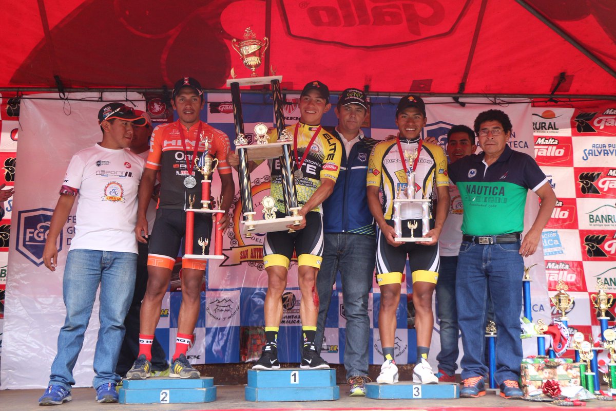 RaulJuarezZ's tweet photo. El quetzalteco @WalterEscobar05 se coronó campeón de la clásica internacional Club Amigos del Deporte al terminar con tiempo de 7h.40m.43s https://t.co/ngn2oDjMW2