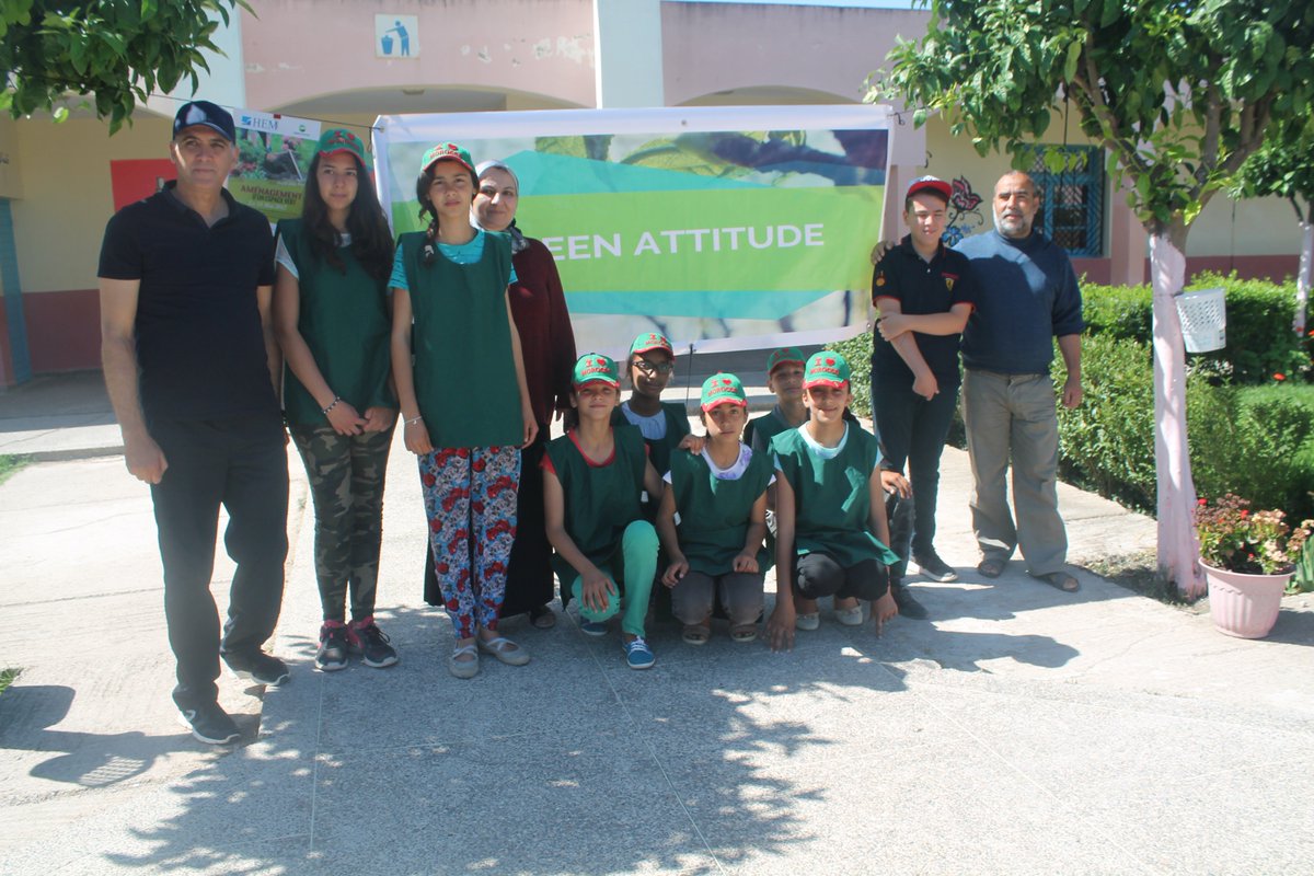 HEMofficiel's tweet photo. En images, le #Prolib "Green Attitude" des étudiants de HEM Fès. Une action de sensibilisation éco-responsable inspirée par la @COP22 https://t.co/HG15O3YhNM