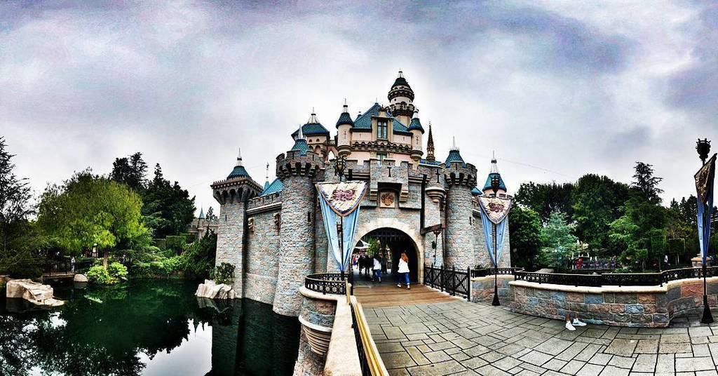 RASEC29's tweet image. #disneyland #lesspeople ift.tt/2rxSTVU