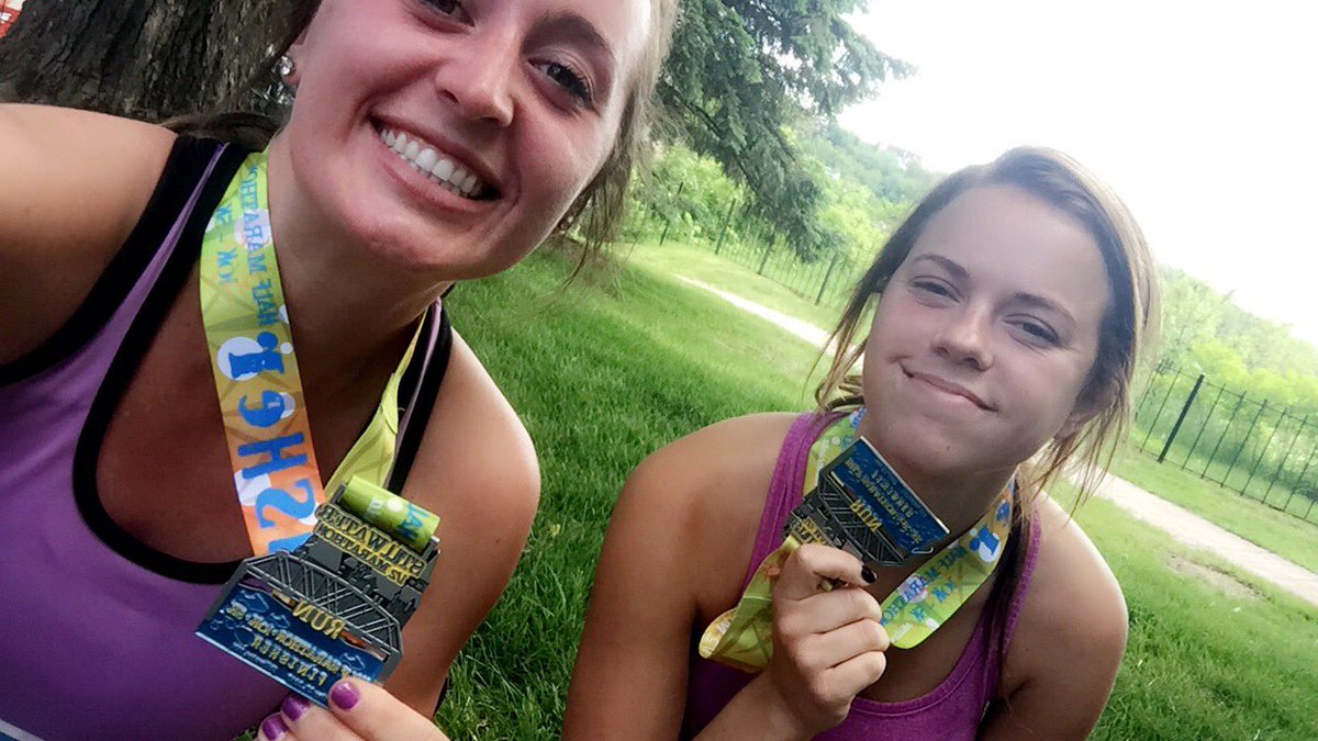 Cimotweets's tweet photo. Running a half marathon was never on my bucket list, but thanks to @shelbyraeemoran &amp; @bails_o_hayy it is now and it's crossed off ✅ https://t.co/JT4PhsJ0hZ