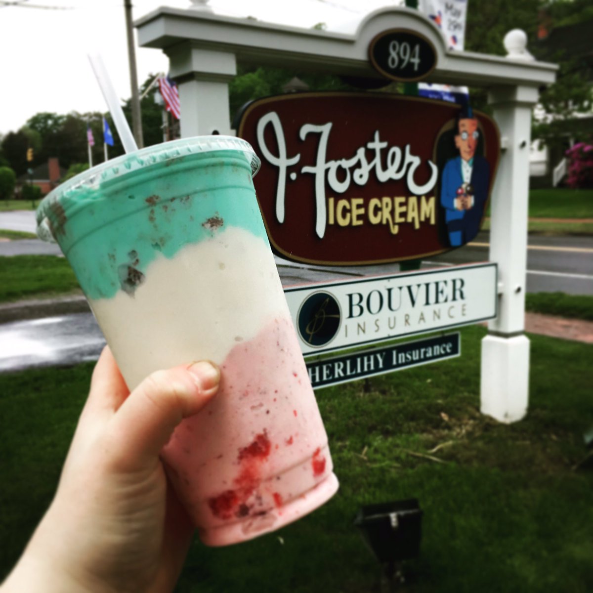 JFosterIceCream's tweet photo. Happy Memorial Day from J. Fosters!! Both locations will be open today until 9:30 🇺🇸🍦 https://t.co/b5T5UV5JGE