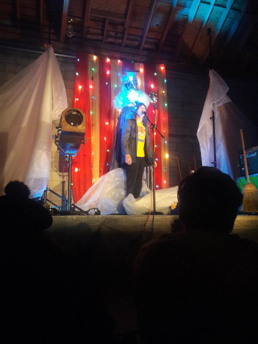 das_wormy's tweet photo. #themusictapes best night of my life #e6 https://t.co/u855ZXNysl