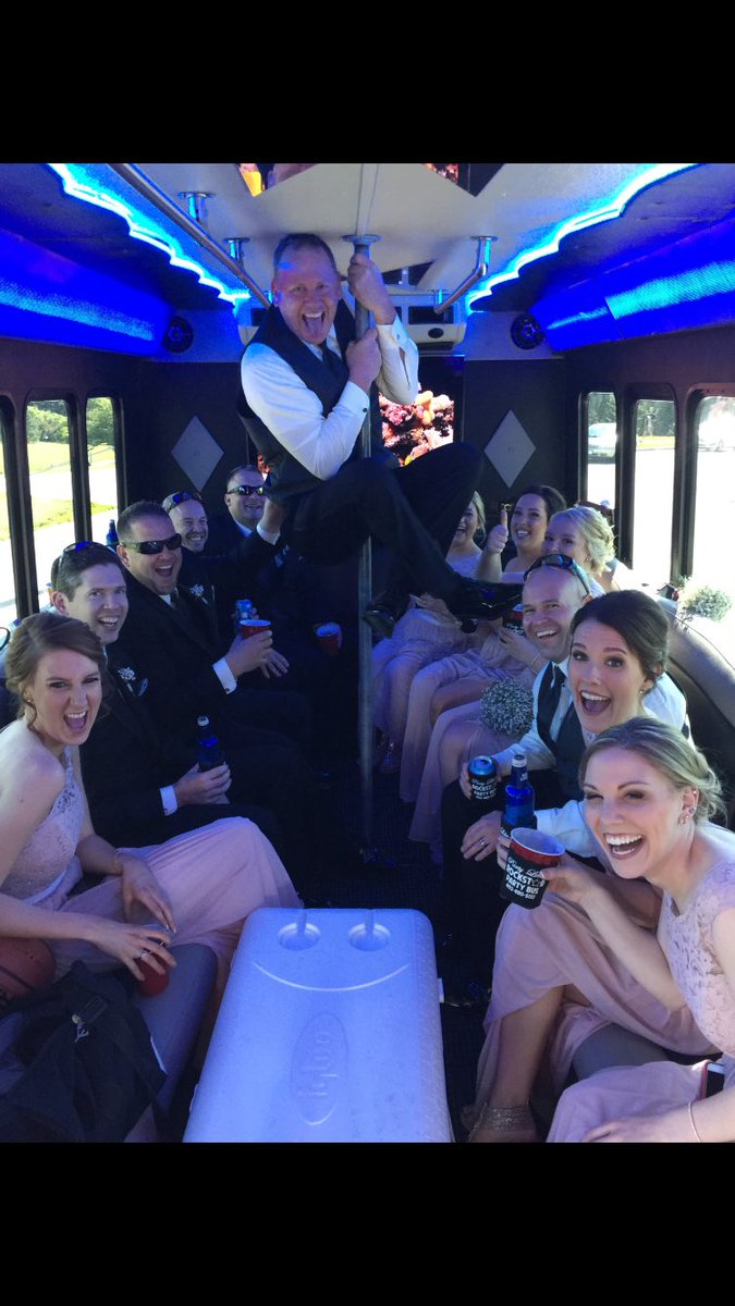 Rockstarlimobus's tweet photo. Congratulations to Mr. and Mrs. McCarthy. Thanks for letting us be a part of your special day! https://t.co/iEdI4bK5dE