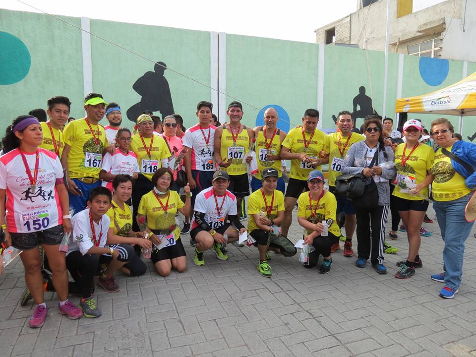 contarunner's tweet photo. #CorredoresDeAlturaSierrraDeGuadalupe presentes en el serial #Tultepec 5kms. #YoElegiCorrer, #trailrunning https://t.co/ReYsxaUSTo