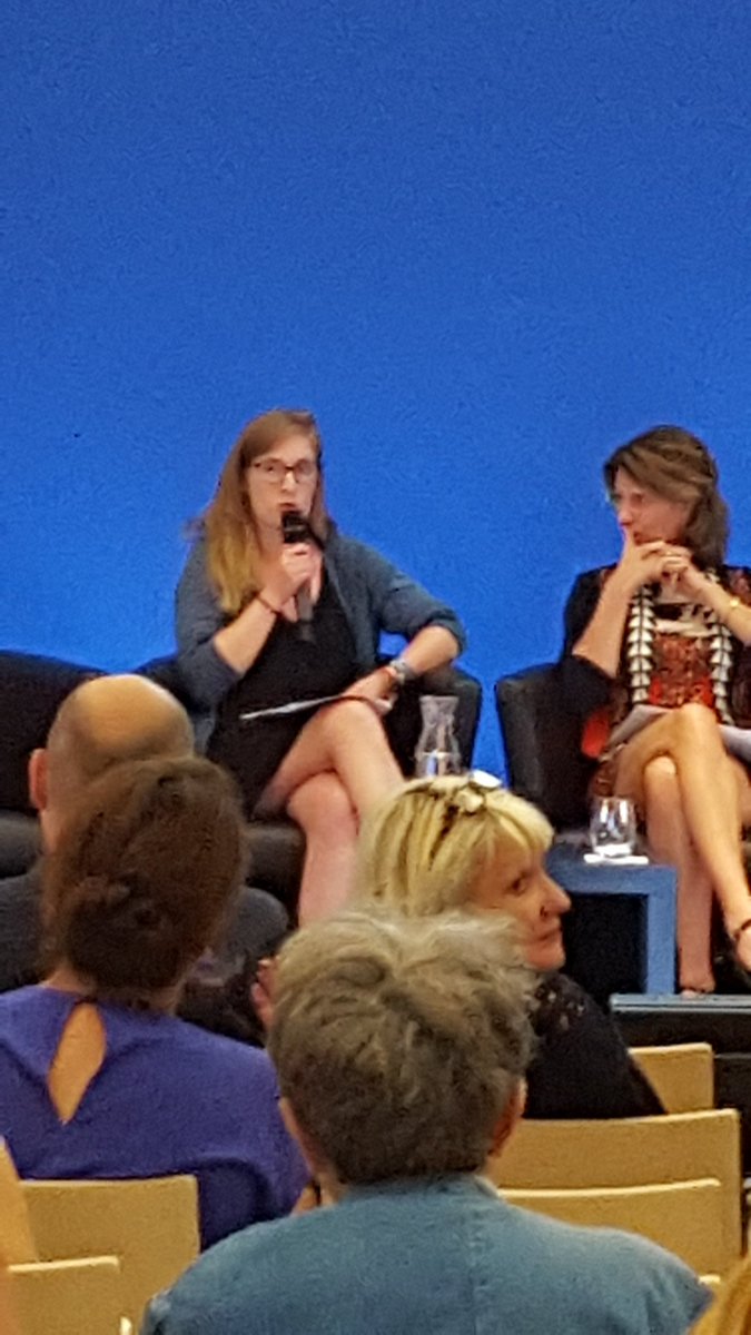 Allyssee's tweet photo. @AudreyRenaudin_ du @REFEDD parle de la semaine étudiante du DD, mise en place partout en France en avril #SEDD2017 #odd https://t.co/CArkE28CDi