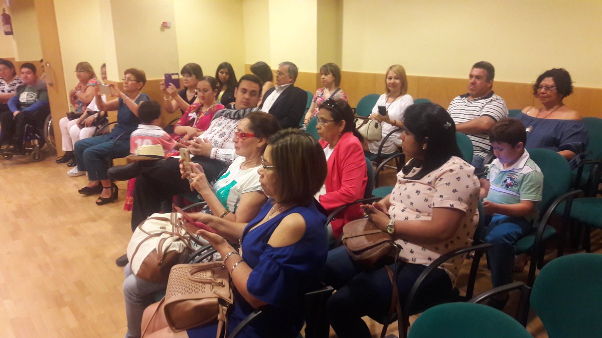 Presentación talleres actividades 2017...Homenaje a las madres 2017...