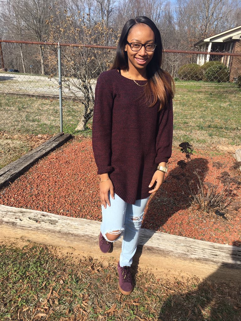 HBCUTease's tweet photo. From #WSSU so Beautiful 💕😇😘@headhonco03 #HBCUtease💅🏽 https://t.co/f4X0BE66Ao