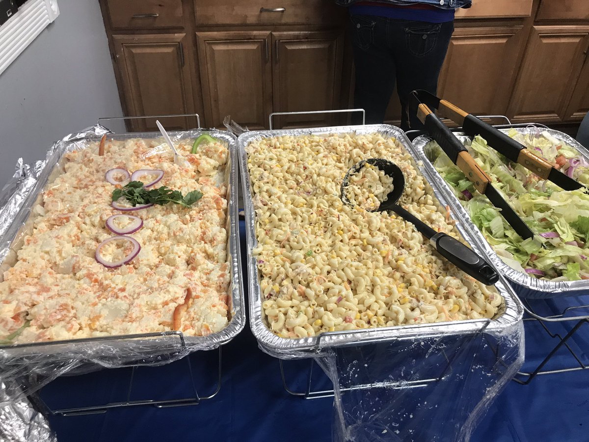 kathy102894's tweet photo. Awesome barbecue for our associates. Thank you ALL @DHRMgregorio @Mcgalec99 @si62025372 @NicoleSmithHD https://t.co/YS4LYMUOiH