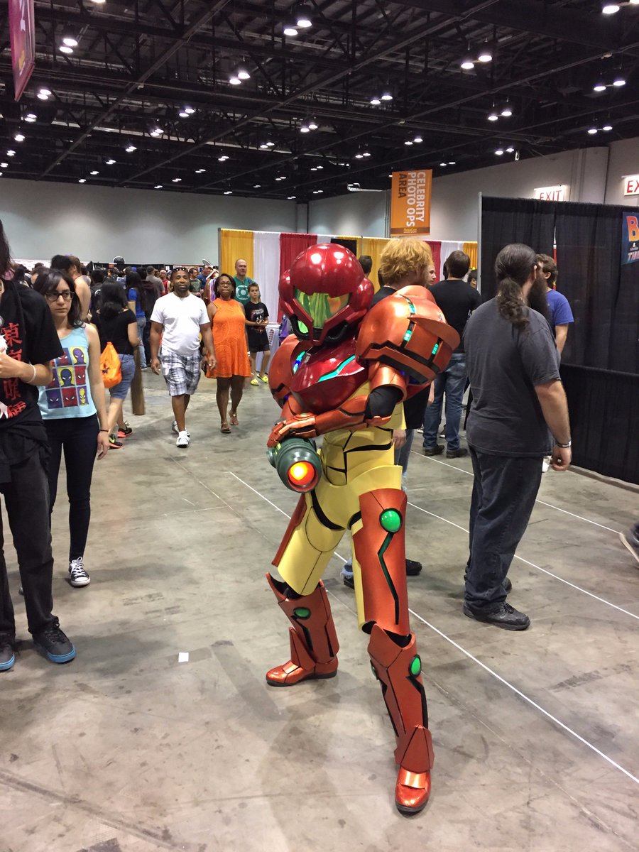 AriShaeCosplay's tweet photo. This Samus!!! 
#MegaCon2017 #Samus #SamusCosplay https://t.co/CEp09mIvSB