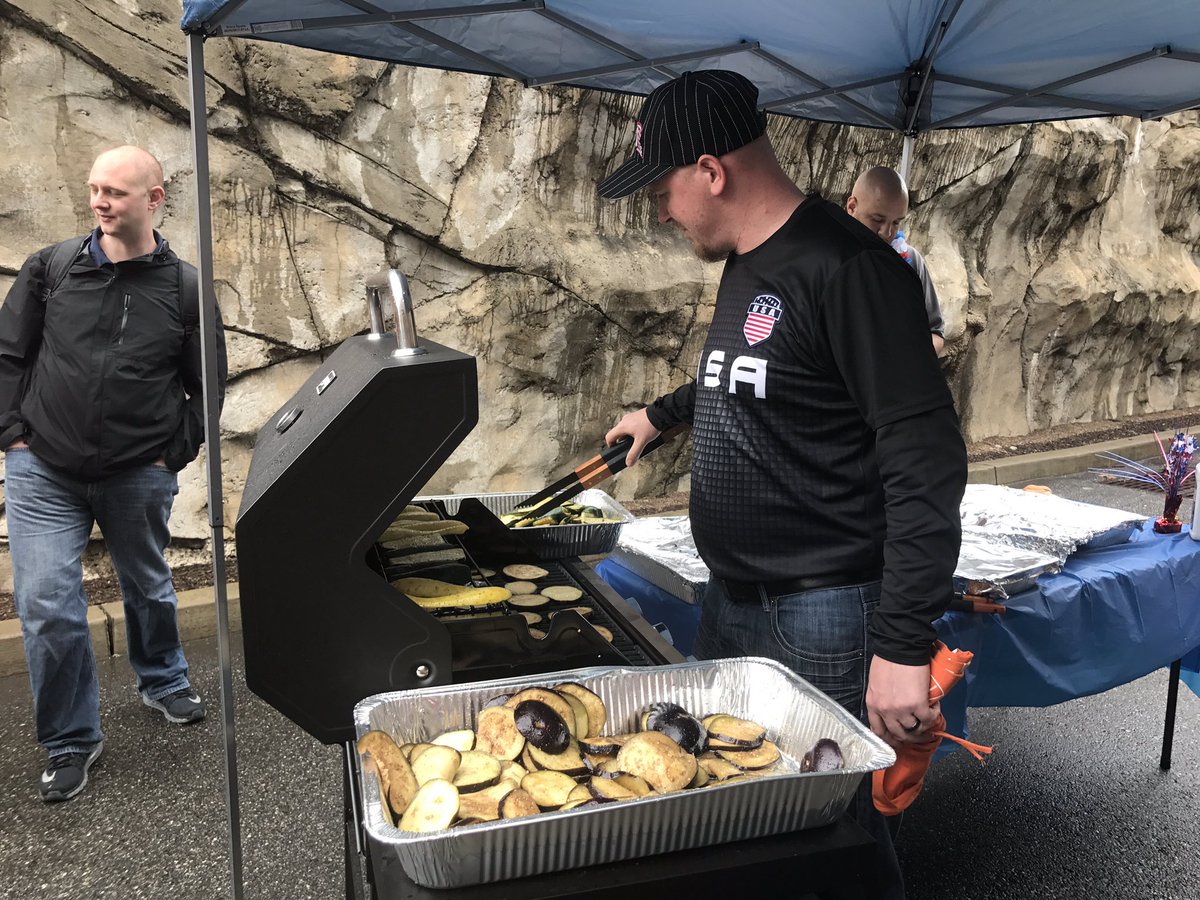 kathy102894's tweet photo. Thank you to our District support team for supporting our store. Special thank you to @EricMirenda @Vinnie_Merlo @si62025372 @Mcgalec99 https://t.co/rxXTI3cU7i