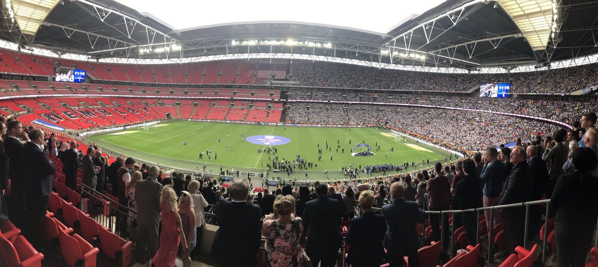LibbieBooker2's tweet photo. thank you for the best day of my life @izzyjaybrown https://t.co/BhkHIesNsk