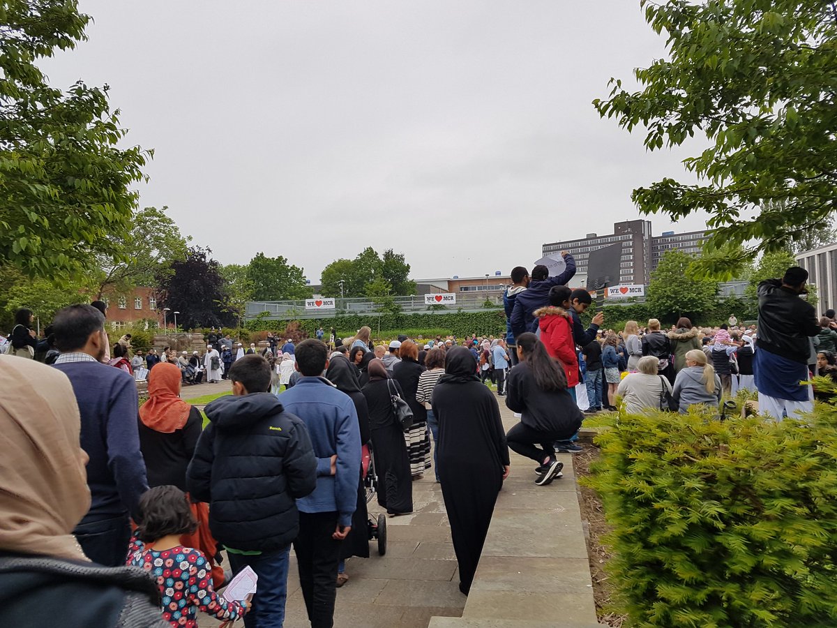 mis_amina's tweet image. What a great turn out at Trafford Town Hall for today's vigil for all the deceased  and injured in last week's Arena Attack.