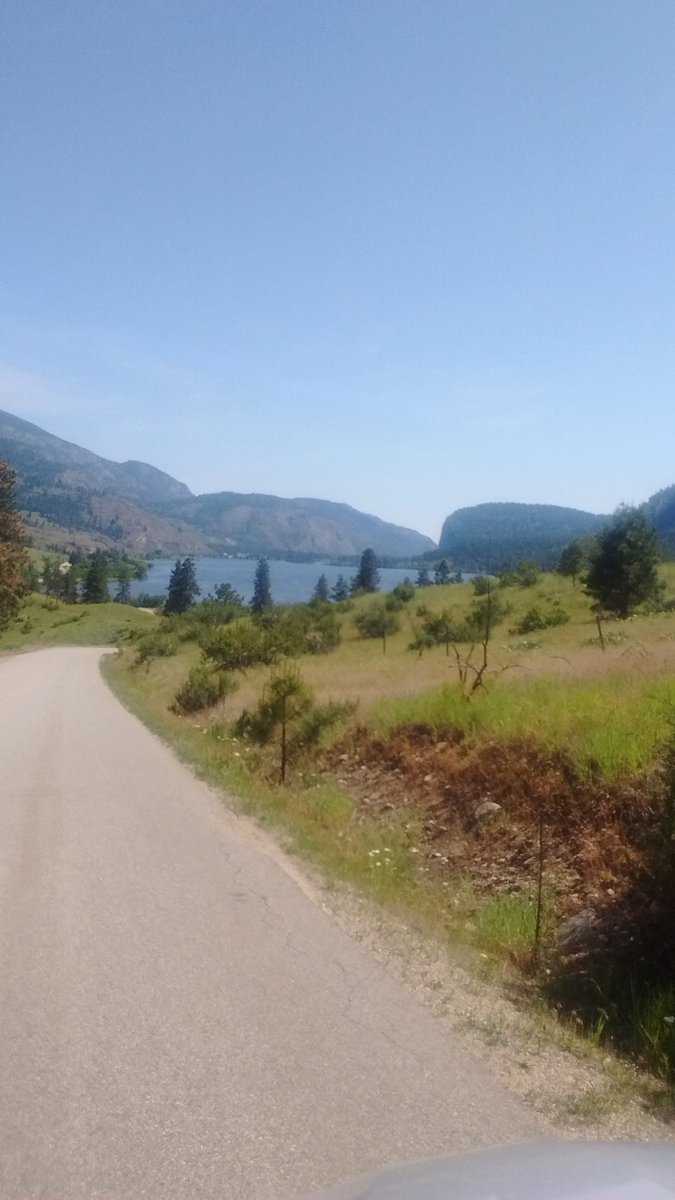 PhasionEstates's tweet photo. Bottling up our spring releases today in gorgeous Okanagan Falls at the Hawks Vineyard. Lots of love for everyone's help today! #bcwine https://t.co/5Spi0YSRk6