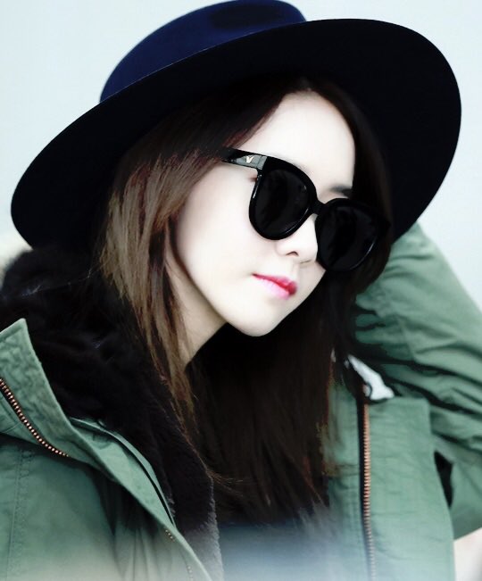 deviya_lim's tweet image. #YoongPhroditeDay hbd yoona oenni