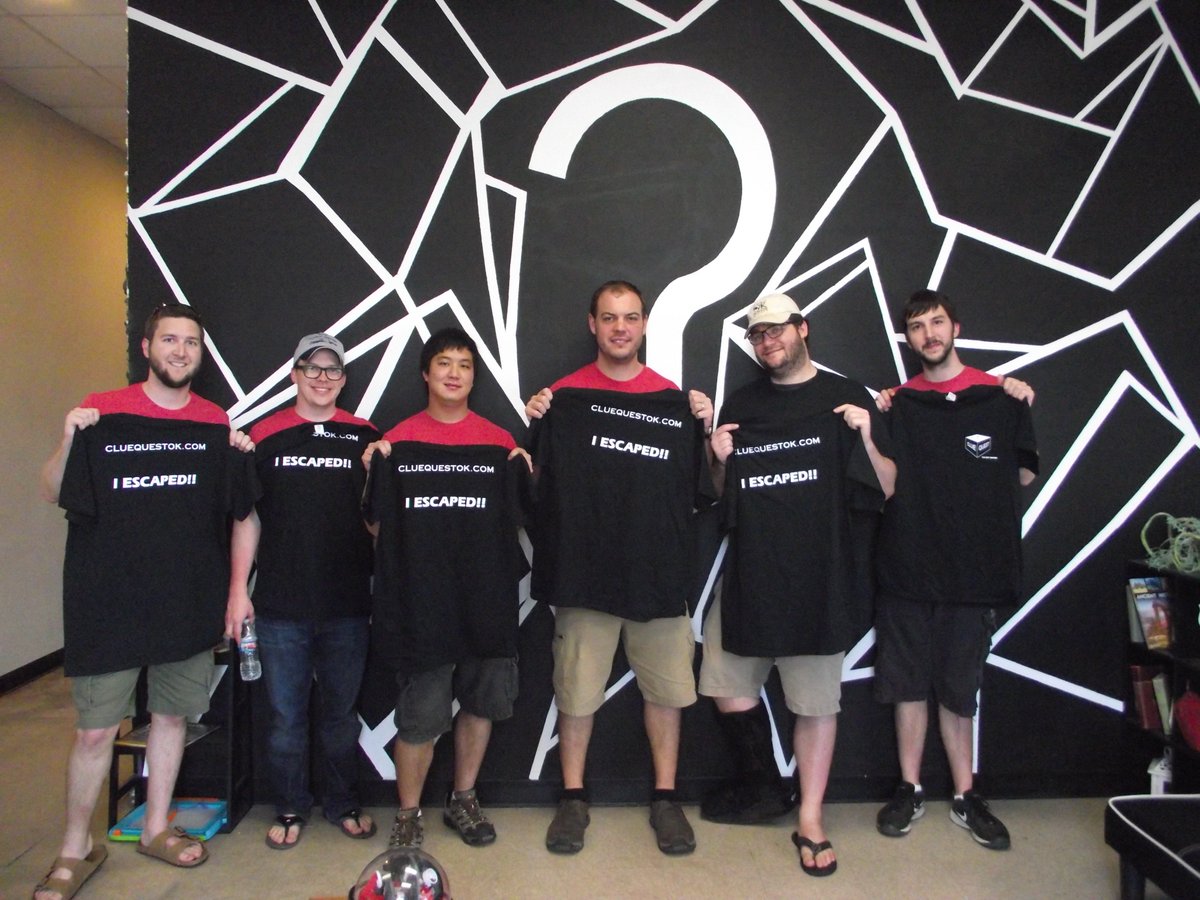 cluequestok's tweet photo. This awesome crew came in today for a 4-room back-to-back marathon! They did pretty good huh?? #mysteryfun #cluequestok 🔒➕🔎🗝️➕💡= 🔓😎😎😎😎 https://t.co/jNfmVC9aW3