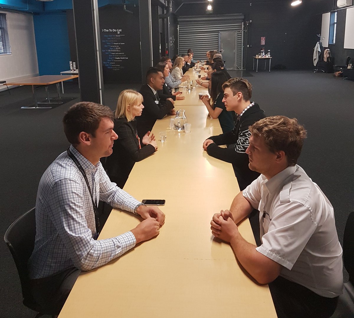 sophiereason34's tweet photo. Awesome morning with the @FlyAirNZ YoPro community "speed dating" with members of our Senior Leadership Team! #Networking #BeforeTinder 🤳💭🌘 https://t.co/0ey9gjJvNm