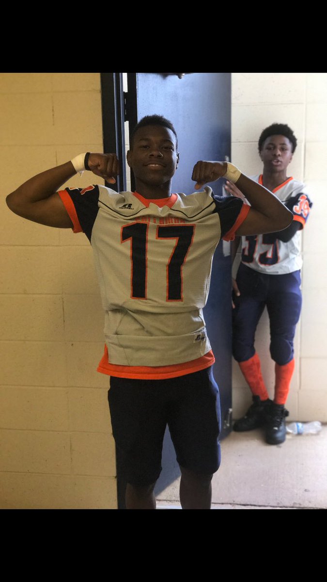 Erickshort9's tweet photo. Still ain't forgot u💪🏽
#LongLiveRenderrick💯 https://t.co/1CILIeWxe9