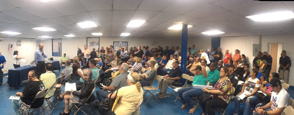 mlugo_j's tweet photo. Reunión funcionarios de colegios #Precinto11 y #Precinto10 @ramonluisrivera @YashiraMLebron #JuniorPerez camino al #Plebliscito #11dejunio https://t.co/Ks8OBe0MoV