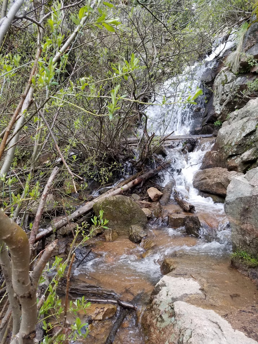 onesunchasers's tweet photo. Made it down to #maxwellFalls after #Hiking 10 mile on #CubCreekTrail #Waterfall is flowing nicely. Great time to #Getouside. https://t.co/WubcKKnQDn