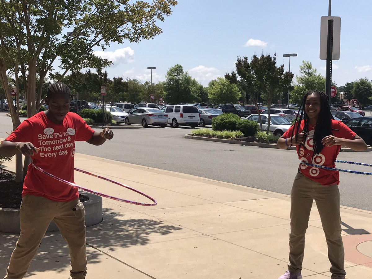 amandah091's tweet photo. Memorial Day #LaburnumStrong #T2436 #Weareateam @Jaquillaaaaaa @adennis6639 @FarrenTripp @JonRicci_Target https://t.co/fRsIb5Rv2b