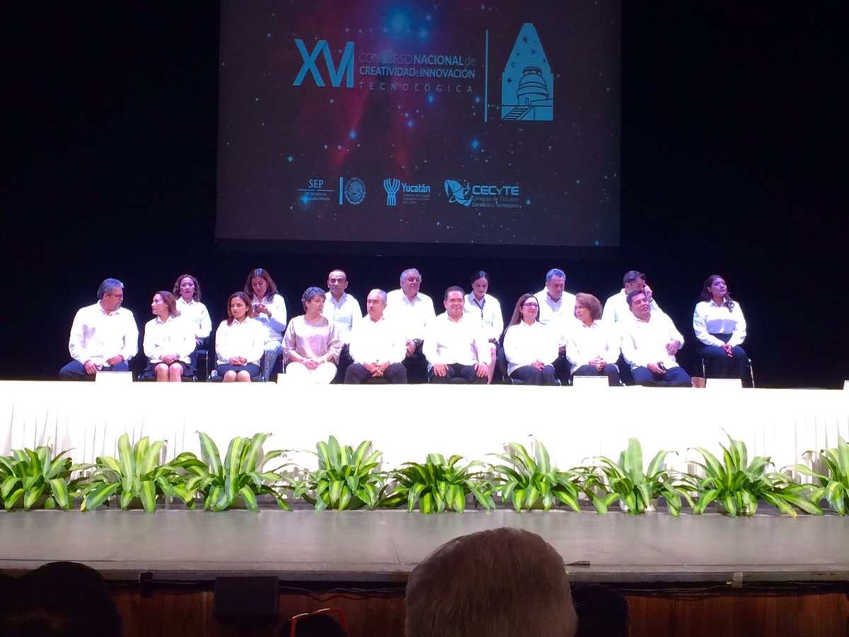 cecytechihuahua's tweet photo. Nuestra directora general, Antrop. Ana Belinda Ames Russek, presente en la inauguración del #CNCITCecyte2017 https://t.co/FbVFcrNEmI