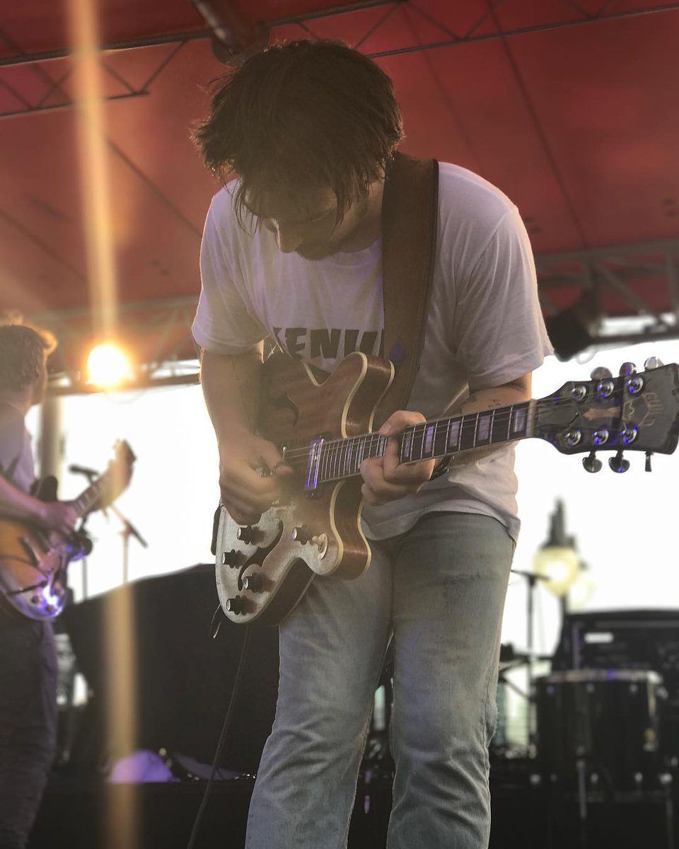 MilkyChancePeru's tweet photo. @MilkyChance on en 'ROTR8'
#MilkyChance #ROTR8 #TheOcho #RockOnTheRiver https://t.co/4EvZbcOJLF
