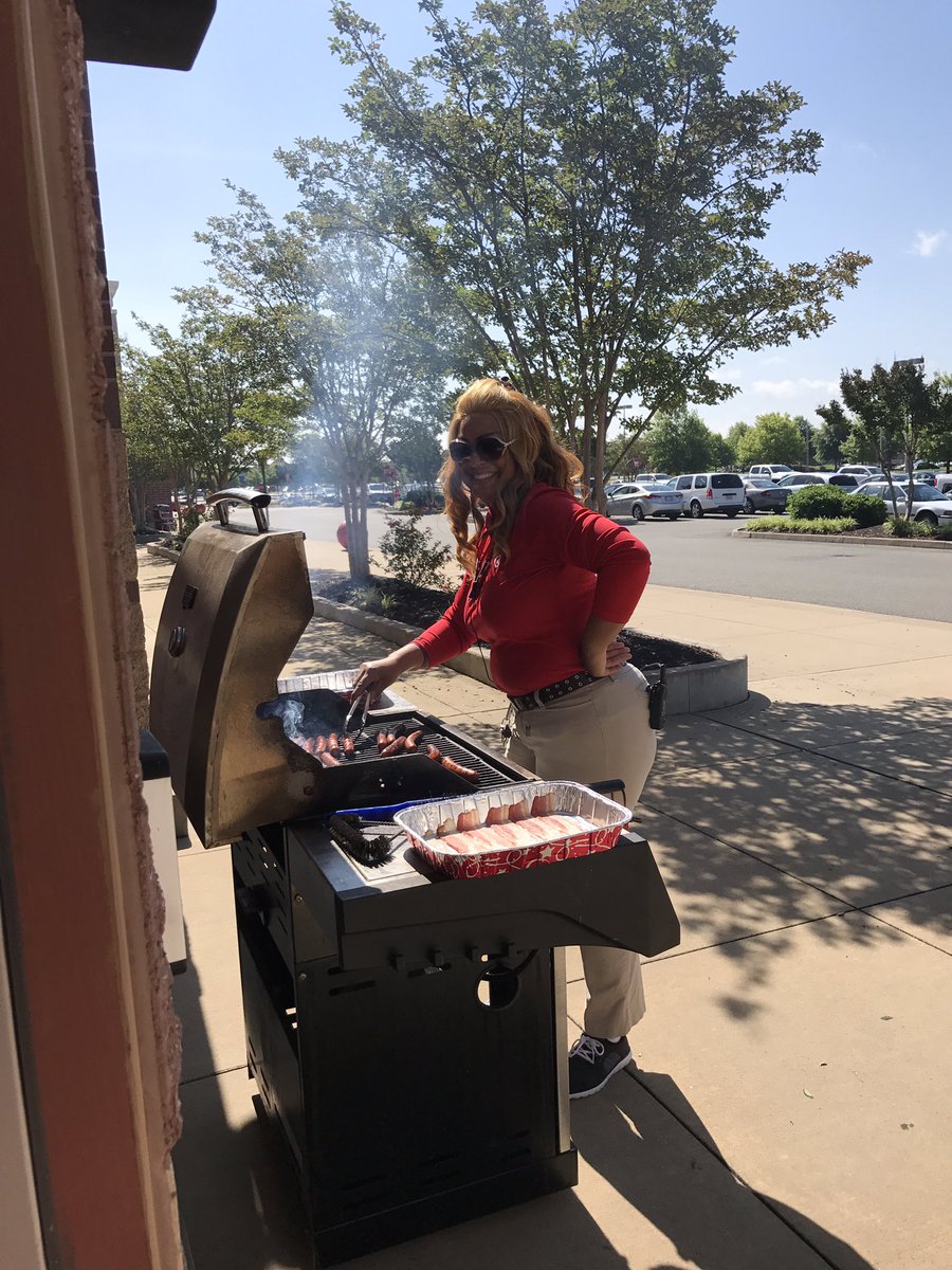 amandah091's tweet photo. More Memorial Day #LaburnumStrong #T2436 #Weareateam @KimBostTGT @adennis6639 @Jaquillaaaaaa @FarrenTripp @JonRicci_Target https://t.co/bUCrjvTUEd